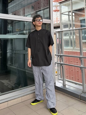 「ノーカラー」｜小幡　天雅さん（メンズ・176cm）の夏コーディネート
