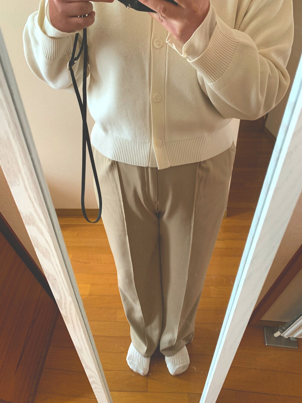 「お出かけコーデ」｜「GUのアイテム（チノパンツ、ベージュ系）」を使った、k3n3a5love1019さん（レディース・165cm）の冬コーディネートの1枚目の写真