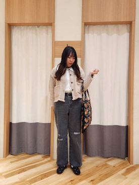 「アイテム（ドレスシューズ、グレー系）」を使った、manaさん（レディース・167cm）の秋コーディネート