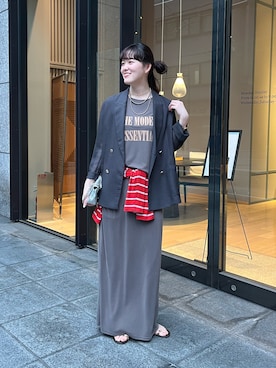 「DouDou（ドゥドゥ）のマルチボーダーオフショルTEE（Tシャツ/カットソー、レッド系）」を使った、mikuさん（レディース・165cm）の春コーディネート