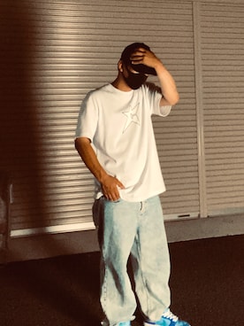 D     ．SNKSさんのコーディネート