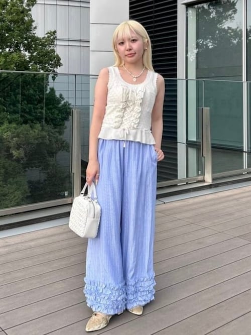 CAROLINA GLASER（カロリナ グレイサー） パンツ 裾 フリル パンツ