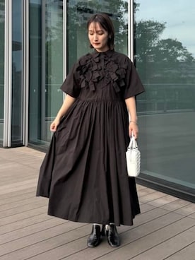 「CAROLINA GLASER（カロリナ グレイサー）のリボン いっぱい コットン シャツワンピース 旅行 シアー ライブ  レイヤード 映えワンピ 大人ガーリー（ワンピース、ブラック系）」を使った、カロリナグレイサーさん（レディース・164cm）の夏コーディネート