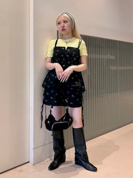 「花柄パンツ」｜カロリナグレイサーさん（レディース・152cm）の夏コーディネート