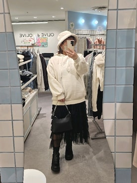 「OLIVE des OLIVE（オリーブデオリーブ）のアイテム（帽子）」を使った、ru74oliveさん（レディース・156cm）の冬コーディネート