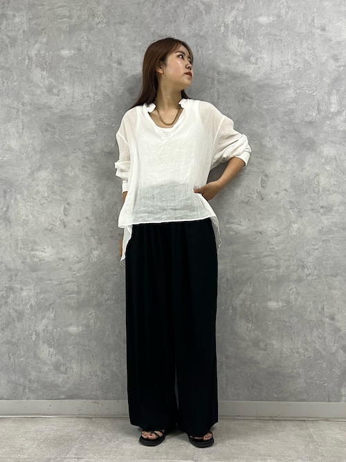 麻バックスリットVネックシャツ 麻バックスリットVネックシャツ
