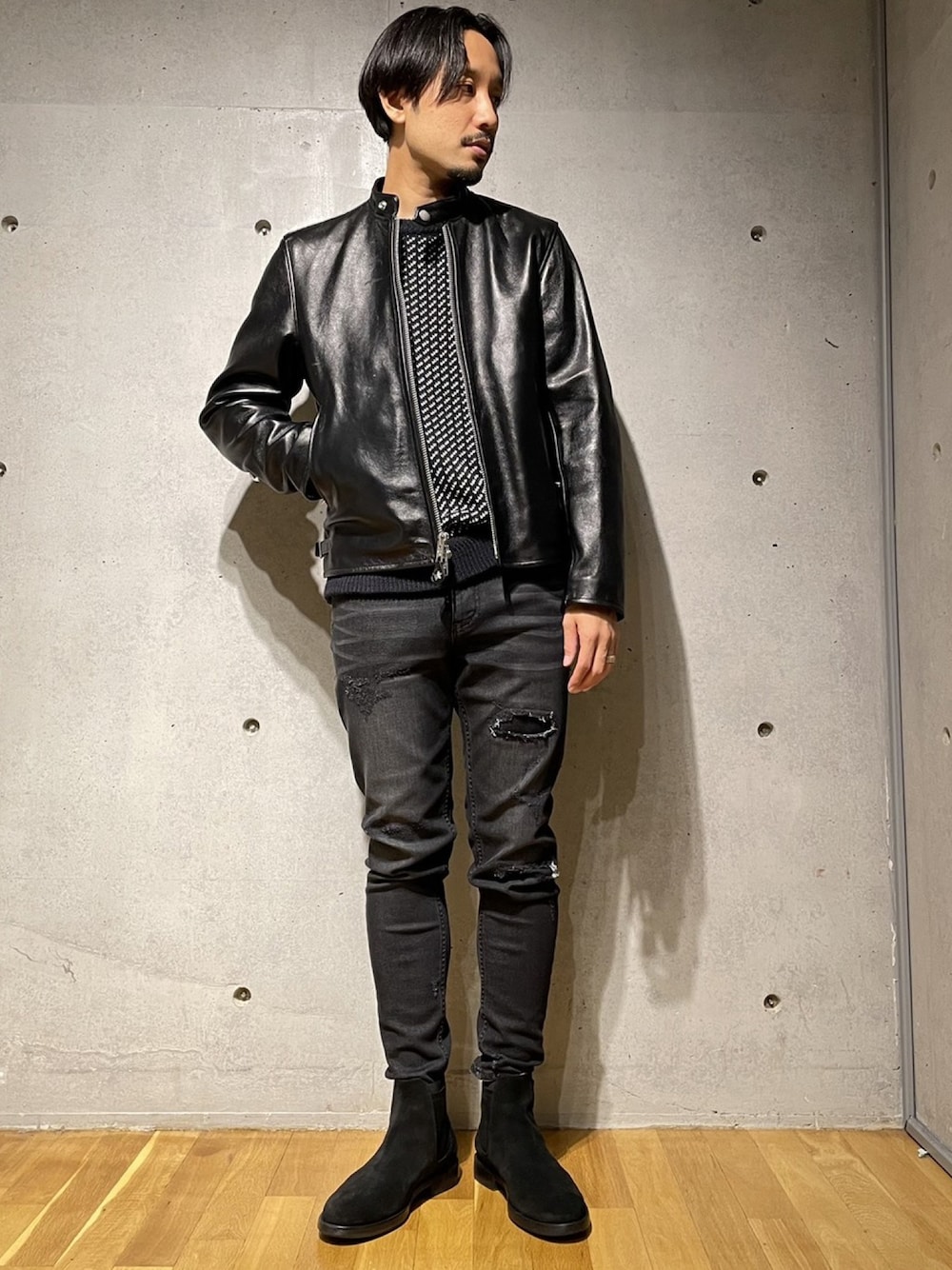 RT staffstyling｜schottのライダースジャケットを使った 