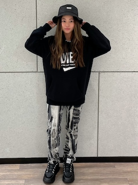 「アイテム（デニムパンツ、その他）」を使った、Karen.さん（レディース・150cm）の秋コーディネート