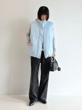 「BEAMS HEART（ビームスハート）の中綿 リバーシブル ベスト（Vest、ブルー系）」を使った、BEAMS HEART WOMENさん（レディース・160cm）の夏コーディネート