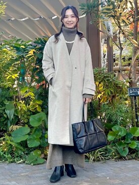 「マーメイドスカート」｜「アイテム（ノーカラーコート）」を使った、BEAMS HEART WOMENさん（レディース・158cm）の冬コーディネート