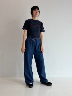 「BEAMS HEART（ビームスハート）の麻混デニム イージーパンツ（Denim pants、ブルー系）」を使った、BEAMS HEART WOMENさん（レディース・160cm）の夏コーディネート