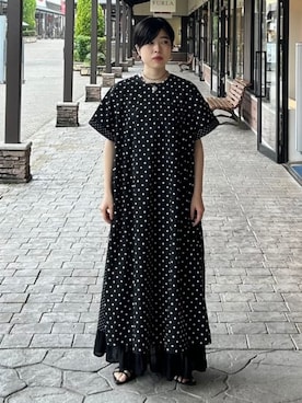 「BEAMS HEART（ビームスハート）のINDIA タック フレアスカート（Skirt、ブラック系）」を使った、BEAMS HEART WOMENさん（レディース・160cm）の夏コーディネート