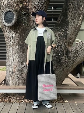 「BEAMS HEART（ビームスハート）のロゴ 刺繍 シャツ（シャツ/ブラウス、グリーン系）」を使った、BEAMS HEART WOMENさん（レディース・153cm）の春コーディネート