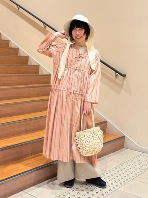 4色展開】フラワー ペーパー バッグ（トートバッグ）｜BEAMS