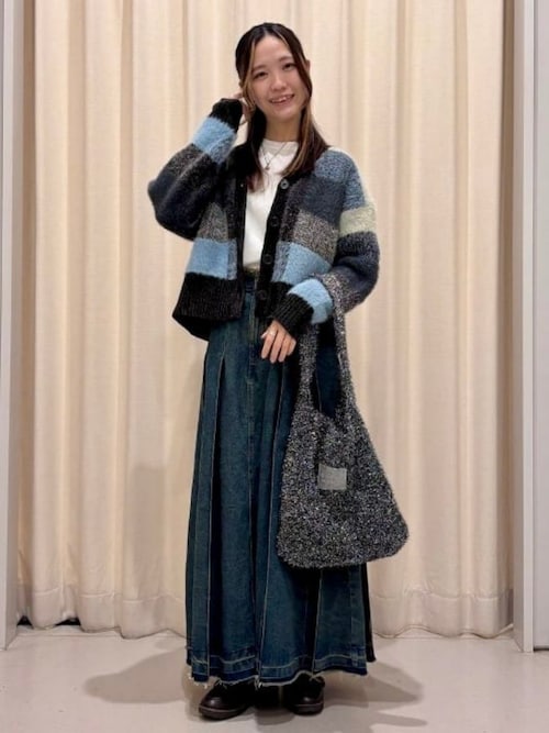 BEAMS HEART ビームス Vネック 袖ボタン プルオーバー 美品 SALE／30%OFFBEAMS HEART ⁄ Vネック 袖ボタン プル