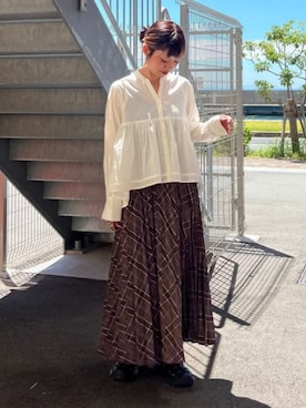 「BEAMS HEART（ビームスハート）のティアード ボイル ブラウス（シャツ/ブラウス、ホワイト系）」を使った、BEAMS HEART WOMENさん（レディース・159cm）の夏コーディネート