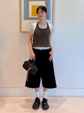 「BEAMS HEART（ビームスハート）のチャーム付き ボストン バッグ（Tote、ブラック系）」を使った、BEAMS HEART WOMENさん（レディース・160cm）の夏コーディネート