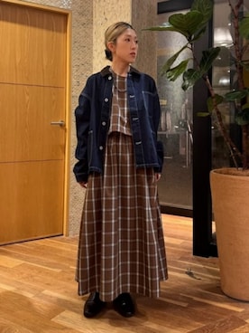「BEAMS HEART（ビームスハート）のチェック レイヤード ワンピース（ワンピース、ブラウン系）」を使った、BEAMS HEART WOMENさん（レディース・159cm）の夏コーディネート