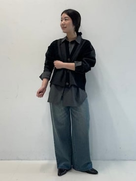 「BEAMS HEART（ビームスハート）のワイド ストレート デニム パンツ（デニムパンツ、ブルー系）」を使った、BEAMS HEART WOMENさん（レディース・160cm）の秋コーディネート