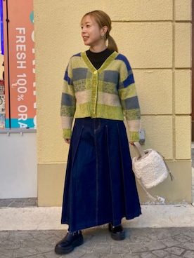 「アイテム（デニムスカート）」を使った、BEAMS HEART WOMENさん（レディース・153cm）の冬コーディネート