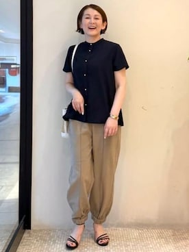 「アイテム（スラックス）」を使った、BEAMS HEART WOMENさん（レディース・163cm）の夏コーディネート