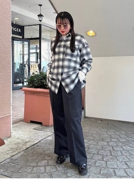 「春カラー」｜「アイテム（チノパンツ）」を使った、BEAMS HEART WOMENさん（レディース・162cm）の春コーディネート