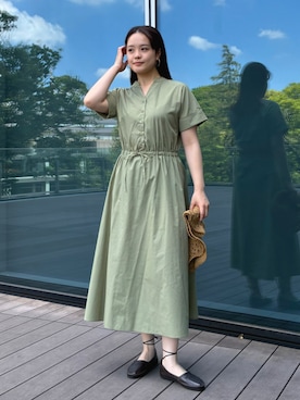 「BEAMS HEART（ビームスハート）のスキッパー ドロスト ワンピース（ワンピース、グリーン系）」を使った、BEAMS HEART WOMENさん（レディース・153cm）の春コーディネート