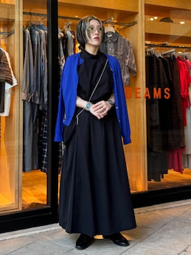 「BEAMS HEART（ビームスハート）のベーシック クルー カーディガン（Cardigans、ブルー系）」を使った、BEAMS HEART WOMENさん（レディース・160cm）の夏コーディネート
