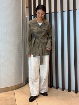 「BEAMS HEART（ビームスハート）のシアー サファリ ジャケット（ミリタリージャケット、グリーン系）」を使った、BEAMS HEART WOMENさん（レディース・159cm）の夏コーディネート