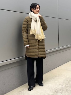 「マフラー」｜「アイテム（ノーカラーコート）」を使った、BEAMS HEART WOMENさん（レディース・160cm）の冬コーディネート