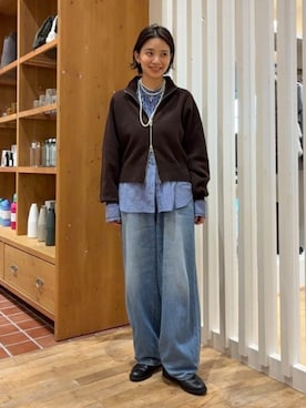 「BEAMS HEART（ビームスハート）のソフト デニムパンツ（デニムパンツ、ブルー系）」を使った、BEAMS HEART WOMENさん（レディース・160cm）の秋コーディネート