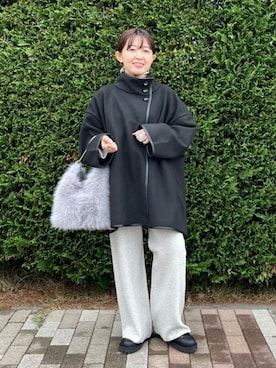 「アイテム（ポンチョ）」を使った、BEAMS HEART WOMENさん（レディース・155cm）の秋コーディネート