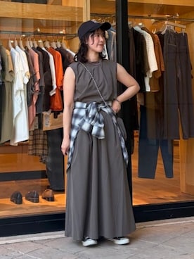 「BEAMS HEART（ビームスハート）のチェック柄 シアー ボタンシャツ（Shirts、ホワイト系）」を使った、BEAMS HEART WOMENさん（レディース・160cm）の夏コーディネート