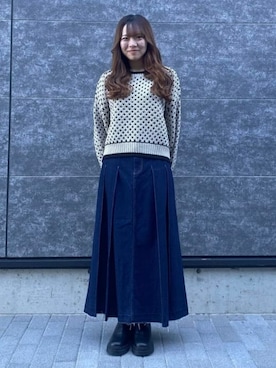 「アイテム（デニムスカート）」を使った、BEAMS HEART WOMENさん（レディース・156cm）の秋コーディネート
