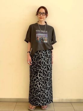 「BEAMS HEART（ビームスハート）のヴィンテージライク バンドTシャツ（Tシャツ/カットソー、その他）」を使った、BEAMS HEART WOMENさん（レディース・159cm）の夏コーディネート