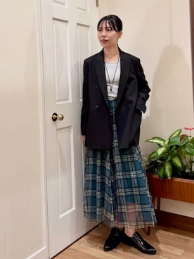 「アイテム（テーラードジャケット）」を使った、BEAMS HEART WOMENさん（レディース・164cm）の秋コーディネート