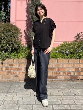 「BEAMS HEART（ビームスハート）のBEAMS HEART / フラワー ペーパー バッグ（トートバッグ、ホワイト系）」を使った、BEAMS HEART WOMENさん（レディース・153cm）の春コーディネート