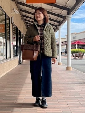 「アイテム（トップス）」を使った、BEAMS HEART WOMENさん（レディース・171cm）の秋コーディネート