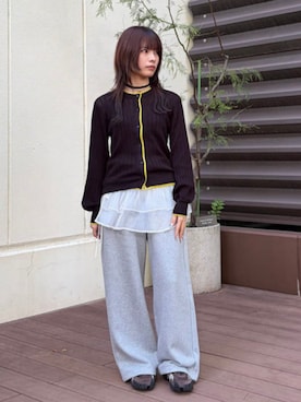 「BEAMS HEART（ビームスハート）の配色 シアー ニット カーディガン（カーディガン/ボレロ、ブラック系）」を使った、BEAMS HEART WOMENさん（レディース・159cm）の夏コーディネート
