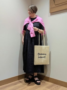 「BEAMS HEART（ビームスハート）のボイル シャンブレー シャツ（シャツ/ブラウス、ピンク系）」を使った、BEAMS HEART WOMENさん（レディース・153cm）の春コーディネート