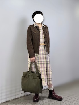 「アイテム（デニムジャケット）」を使った、pomepomekurukuruさん（レディース・157cm）の秋コーディネート