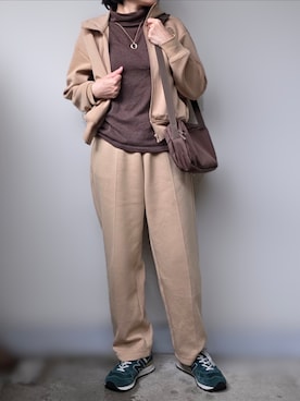 「無印良品（ムジルシリョウヒン）のWOMAN　Mサイズ　オーガニックコットンストレッチタートルネックＴシャツ（T Shirts、ブラウン系）」を使った、pomekuruさん（レディース・157cm）の春コーディネート