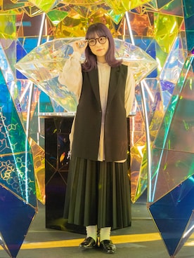 「ジレ」｜「アイテム（スリッポン）」を使った、おりな。さん（レディース・156cm）の春コーディネート