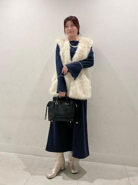 「アイテム（その他アウター、ホワイト系）」を使った、hikariさん（レディース・162cm）の秋コーディネート