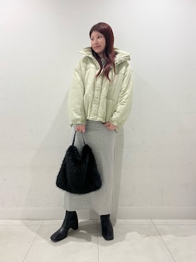 「冬の注目アウター」｜「アイテム（その他アウター）」を使った、hikariさん（レディース・162cm）の秋コーディネート