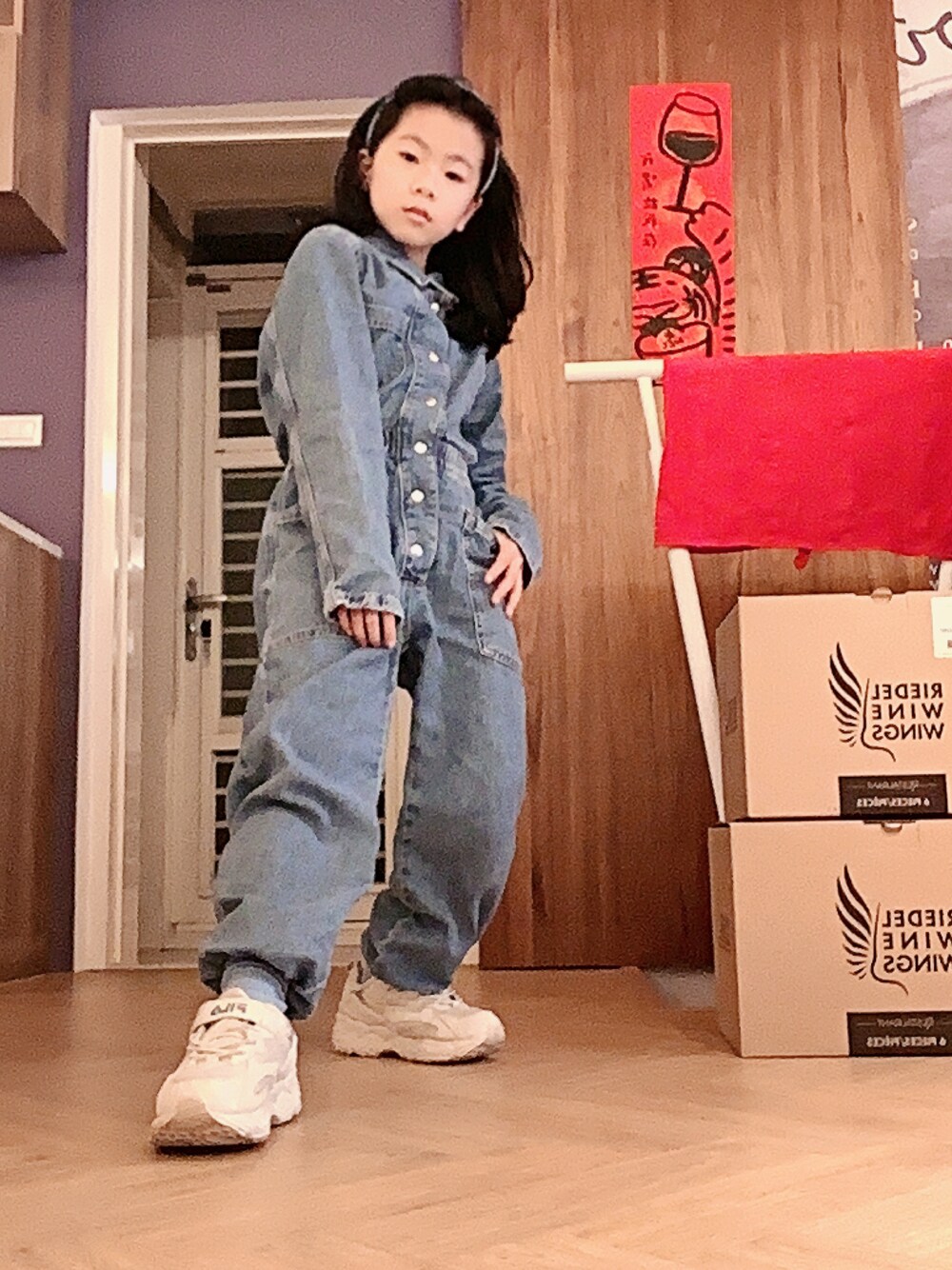 「ZARA KIDSのアイテム（つなぎ/オールインワン、ブルー系）」を使った、lora1109さん（キッズ・149cm）の春コーディネートの1枚目の写真