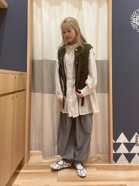 「アイテム（ドレスシューズ、ベージュ系）」を使った、ゆま🌻さん（レディース・155cm）の春コーディネート