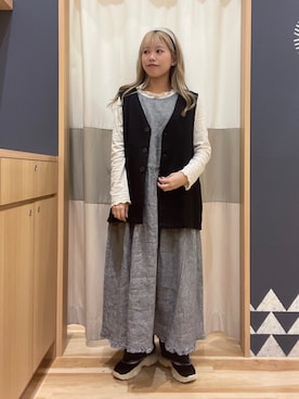 「アイテム（ジャンパースカート）」を使った、ゆま🌻さん（レディース・155cm）の春コーディネート