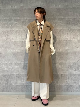 「tk.TAKEO KIKUCHI（ティーケータケオキクチ）のアイテム（トレンチコート）」を使った、ko-taさん（メンズ・176cm）の秋コーディネート