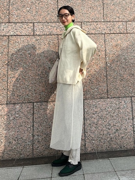 「Auntie Rosa Holiday（アンティローザホリデー）のハーフジップボリュームスリーブニットプルオーバー（ニット/セーター）」を使った、清水こづえさん（レディース・165cm）の冬コーディネート